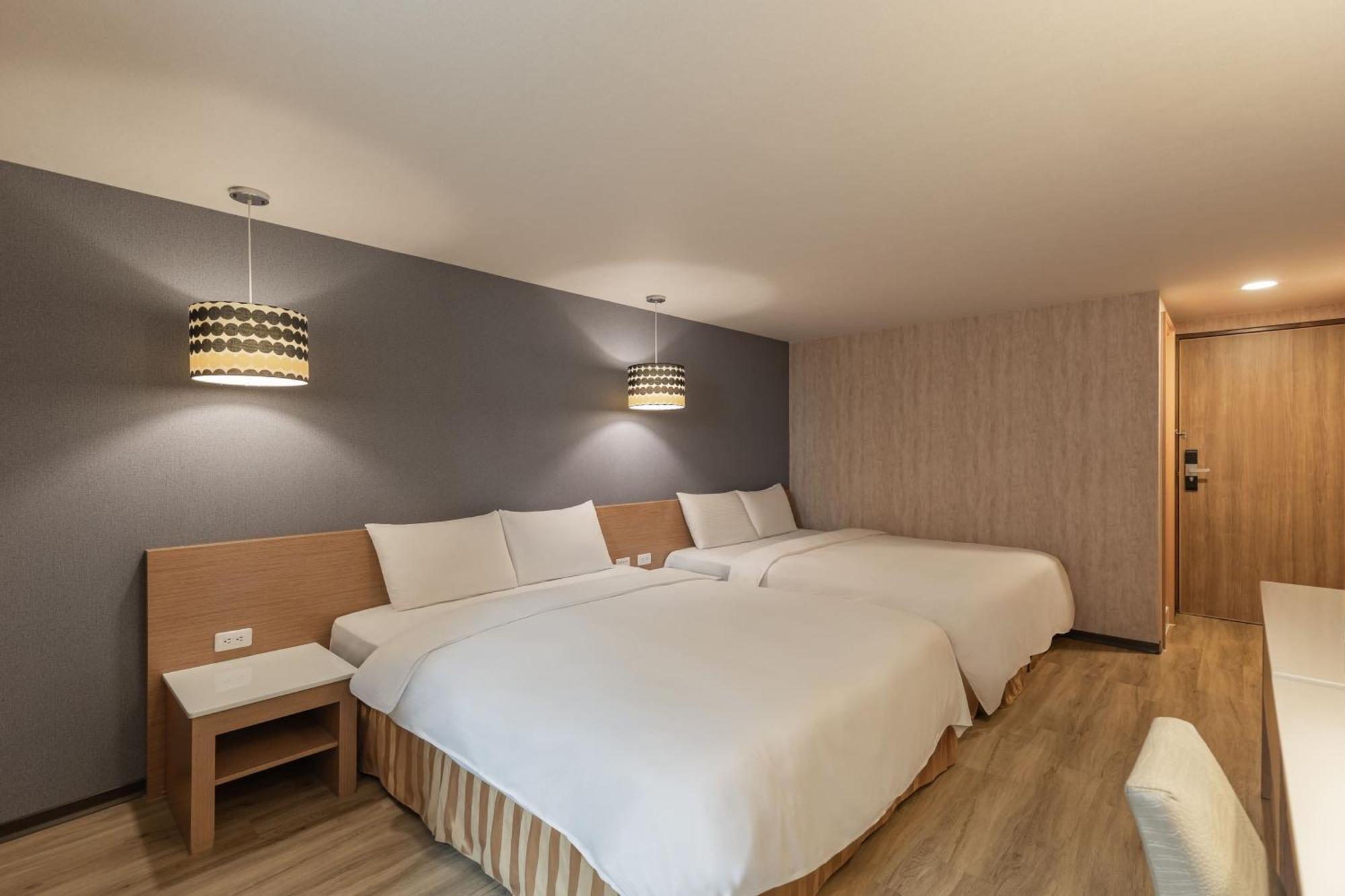 Kindness Hotel - Tainan Chihkan Tower Kamer foto