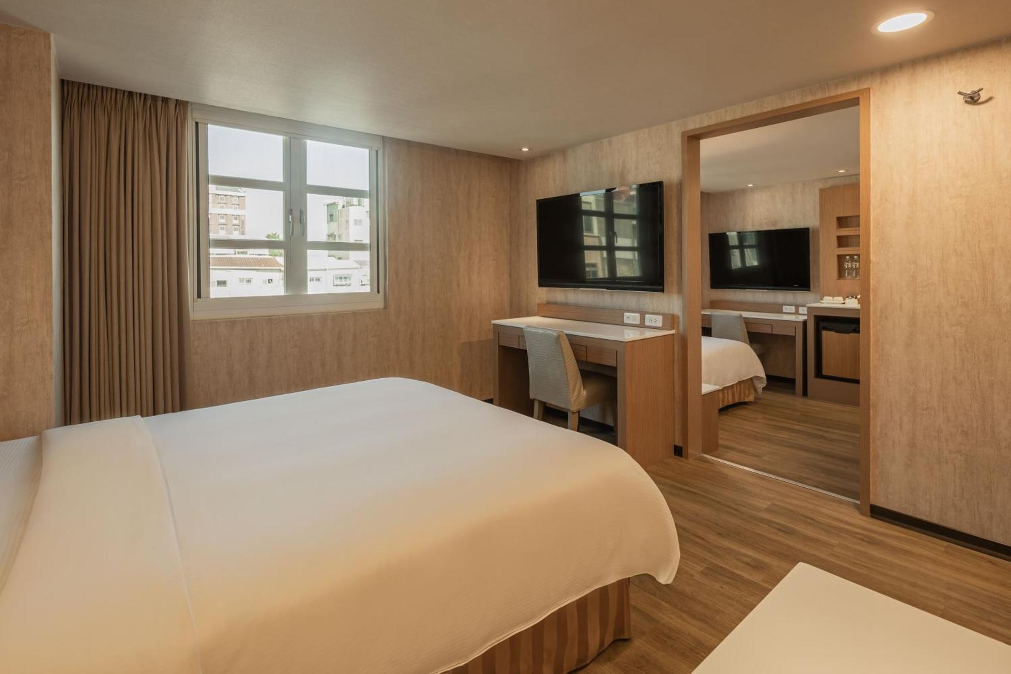 Kindness Hotel - Tainan Chihkan Tower Kamer foto
