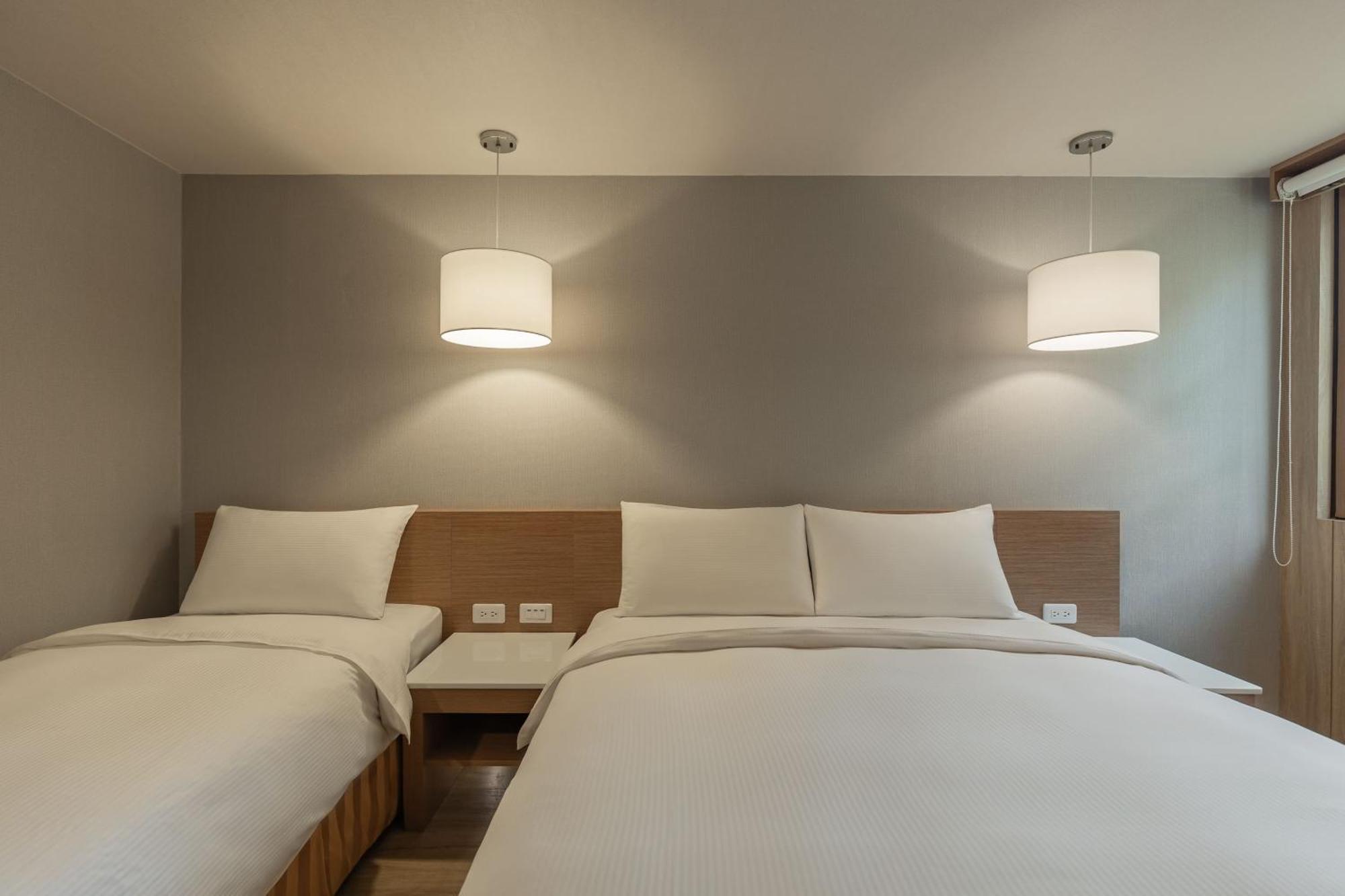 Kindness Hotel - Tainan Chihkan Tower Kamer foto