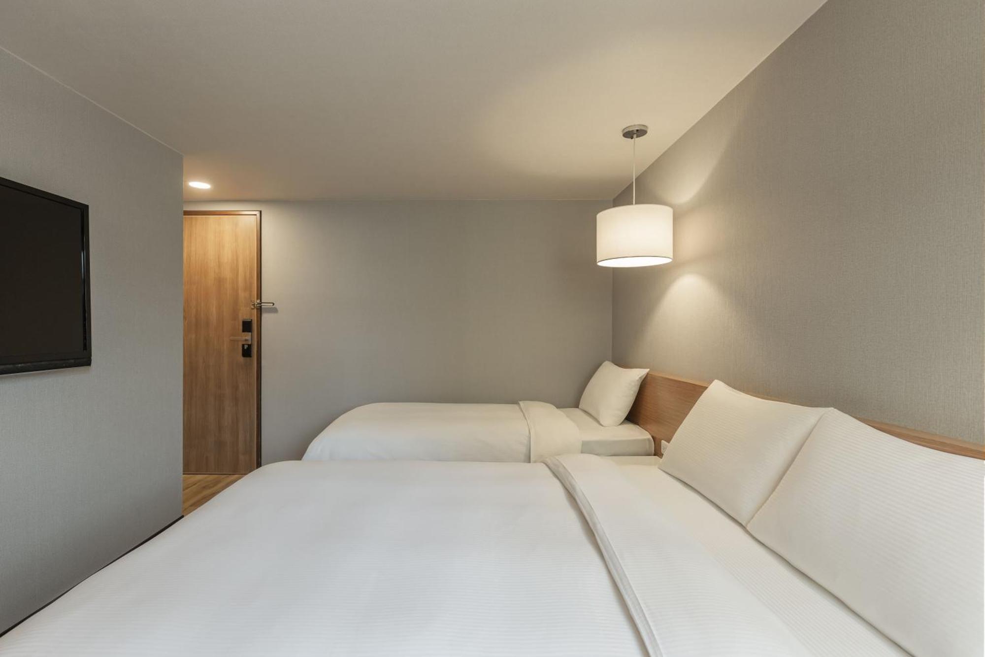 Kindness Hotel - Tainan Chihkan Tower Kamer foto