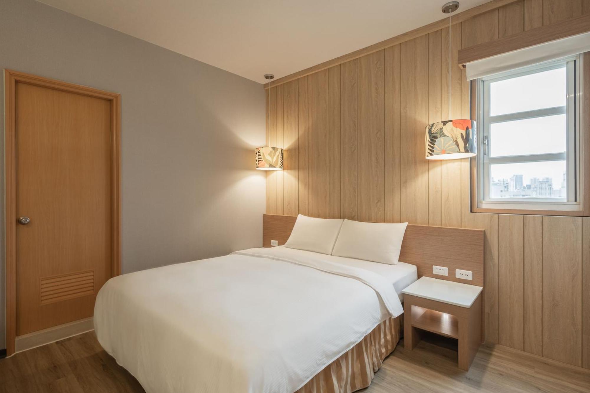 Kindness Hotel - Tainan Chihkan Tower Kamer foto