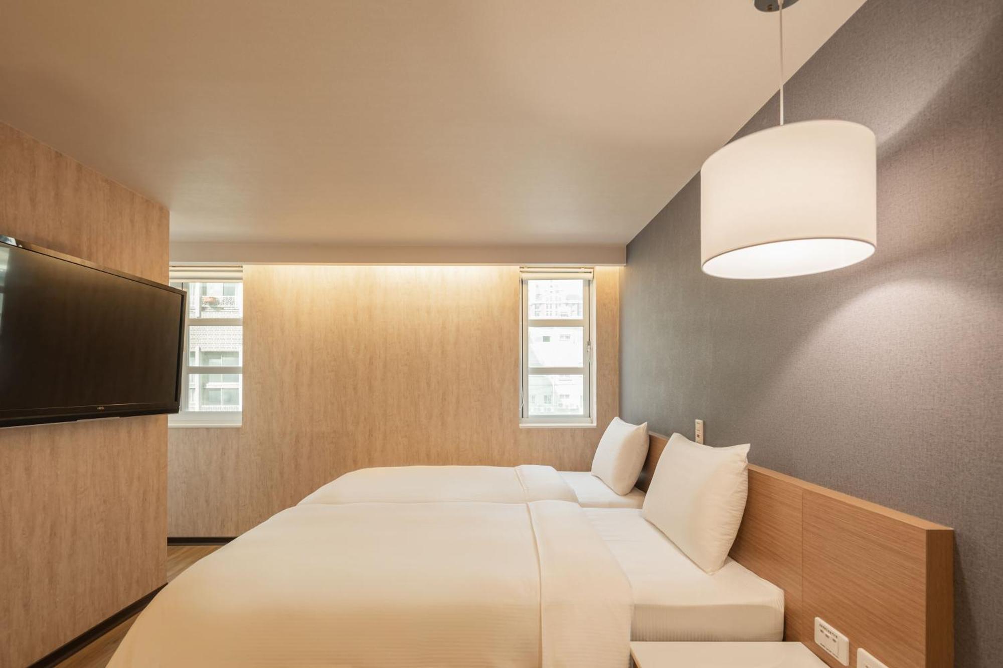 Kindness Hotel - Tainan Chihkan Tower Kamer foto