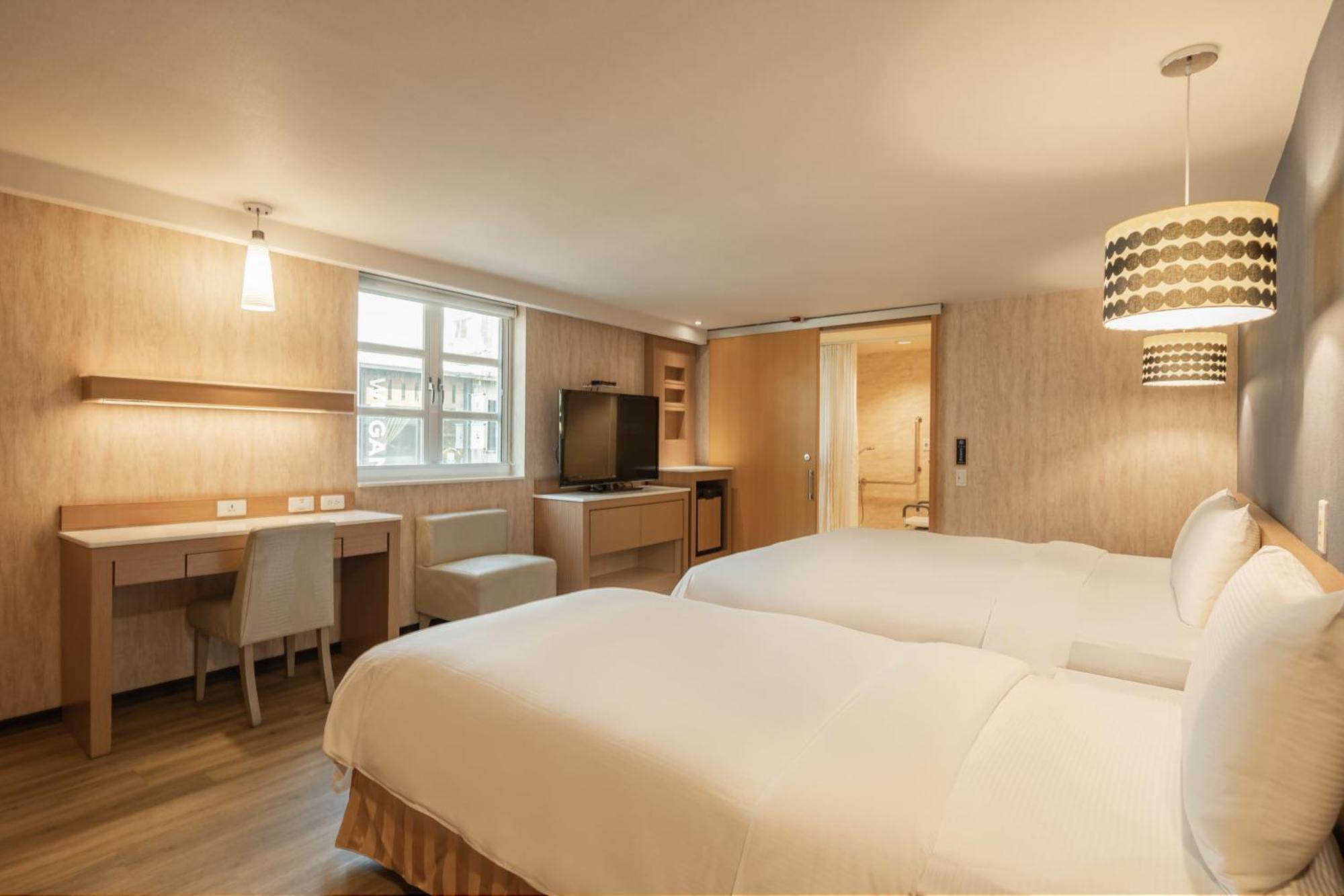 Kindness Hotel - Tainan Chihkan Tower Kamer foto